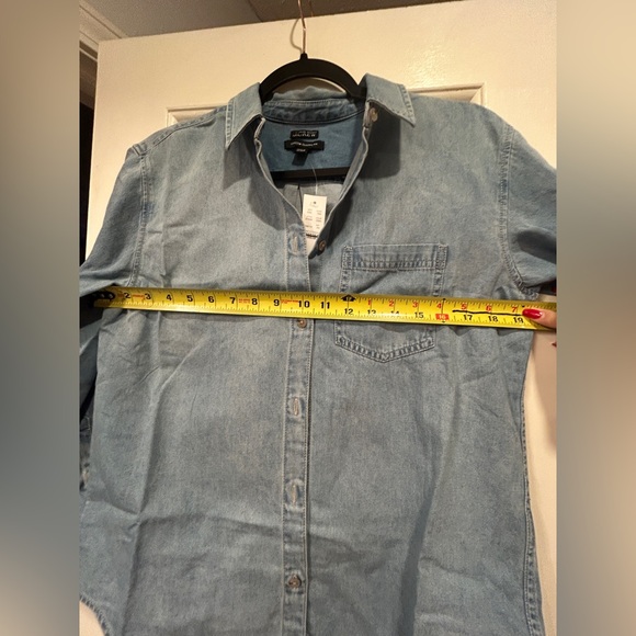 J. Crew Garcon Classic Fit Chambray Shirt Storm Wash Blue Cotton US 4P- SEE PICS - Picture 10 of 13